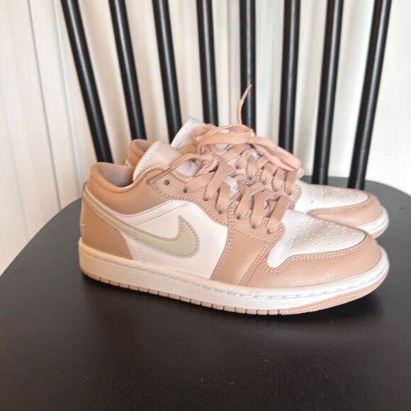 Nike Jordan 1 Low Crimson pink tint sneaker size 6 - Picture 11 of 12